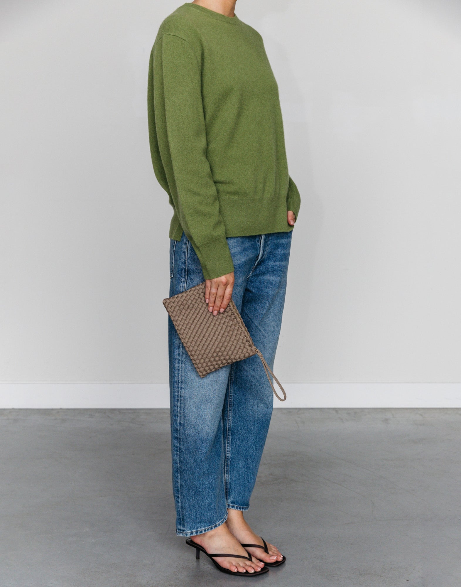 MARREA Clutch in Neoprene Intrecciato Taupe Secret