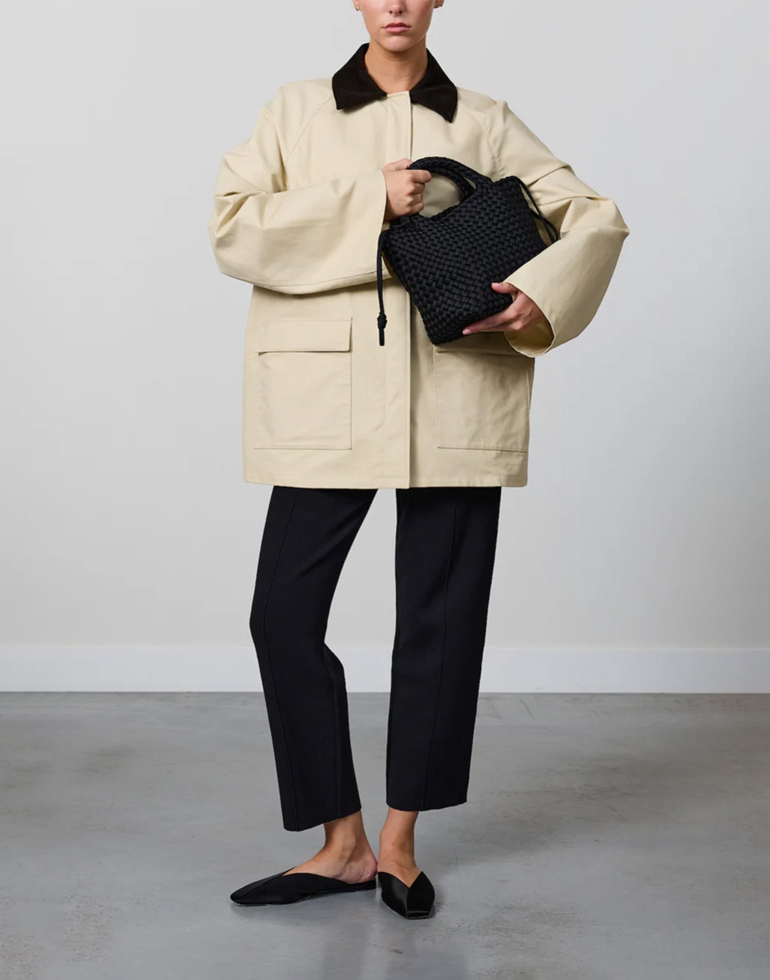 MARREA Shopping Midi in Neoprene Intrecciato Di Nero