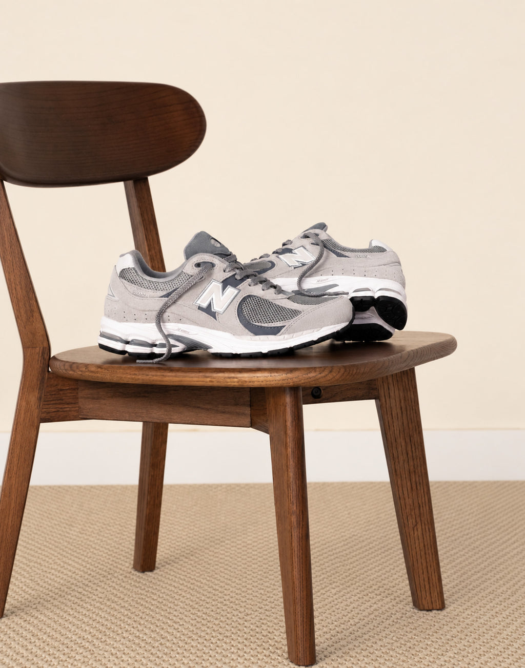 NEW BALANCE Sneakers 2002R Grigio e Blu