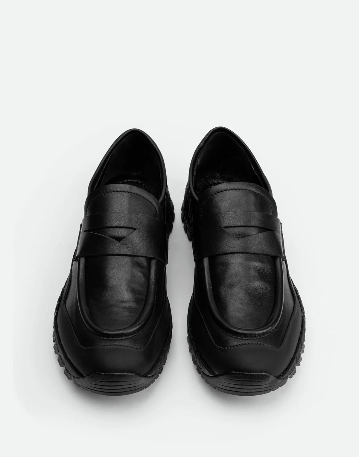POEVE Alpi Loafers in Pelle Nera