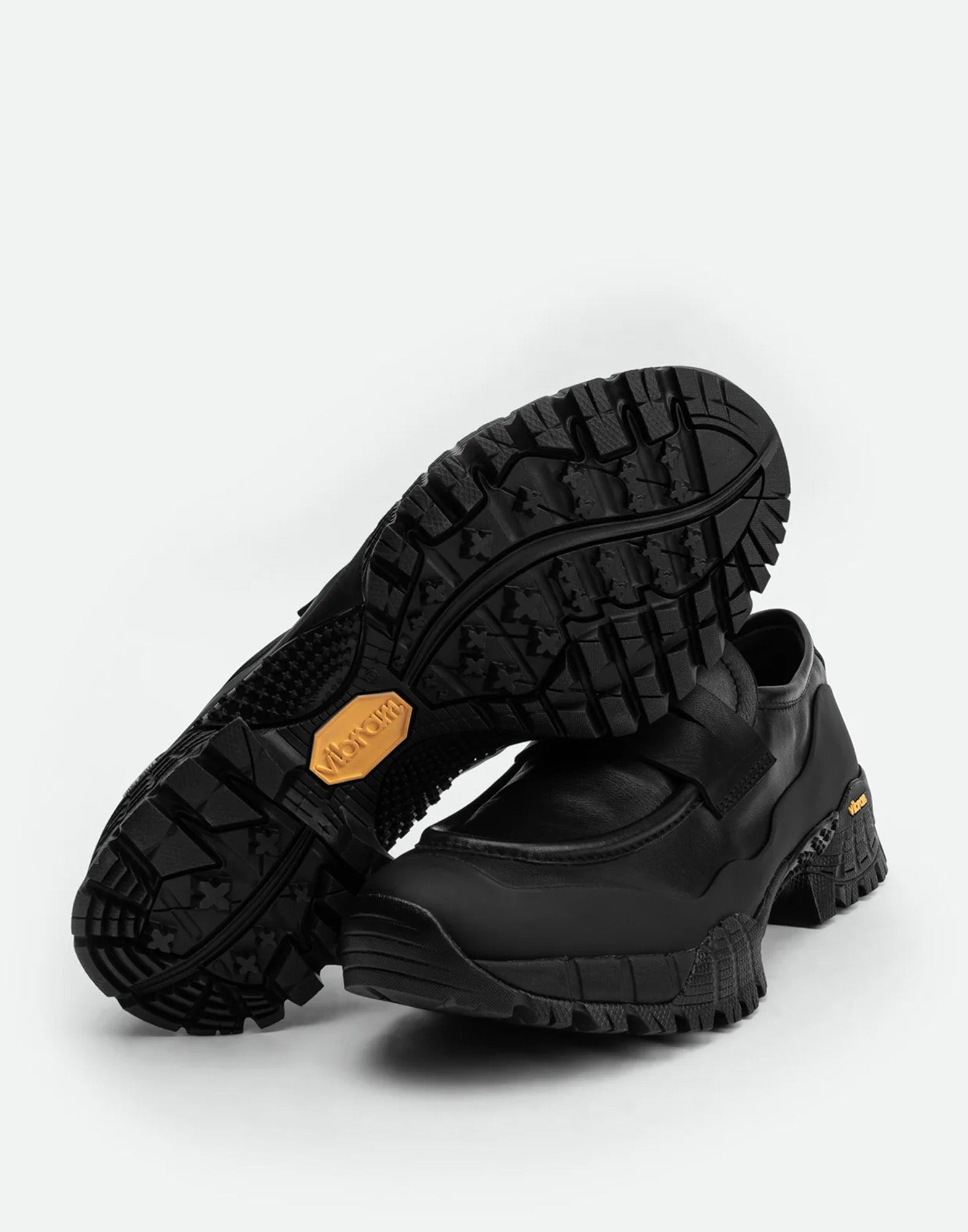 POEVE Alpi Loafers in Pelle Nera