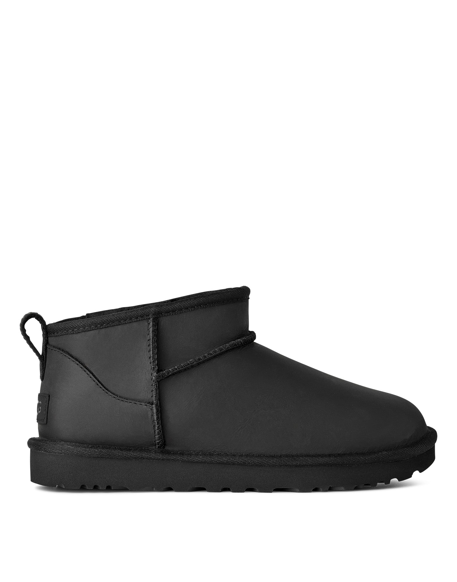 UGG Stivaletti Classic Ultra Mini in Pelle Black
