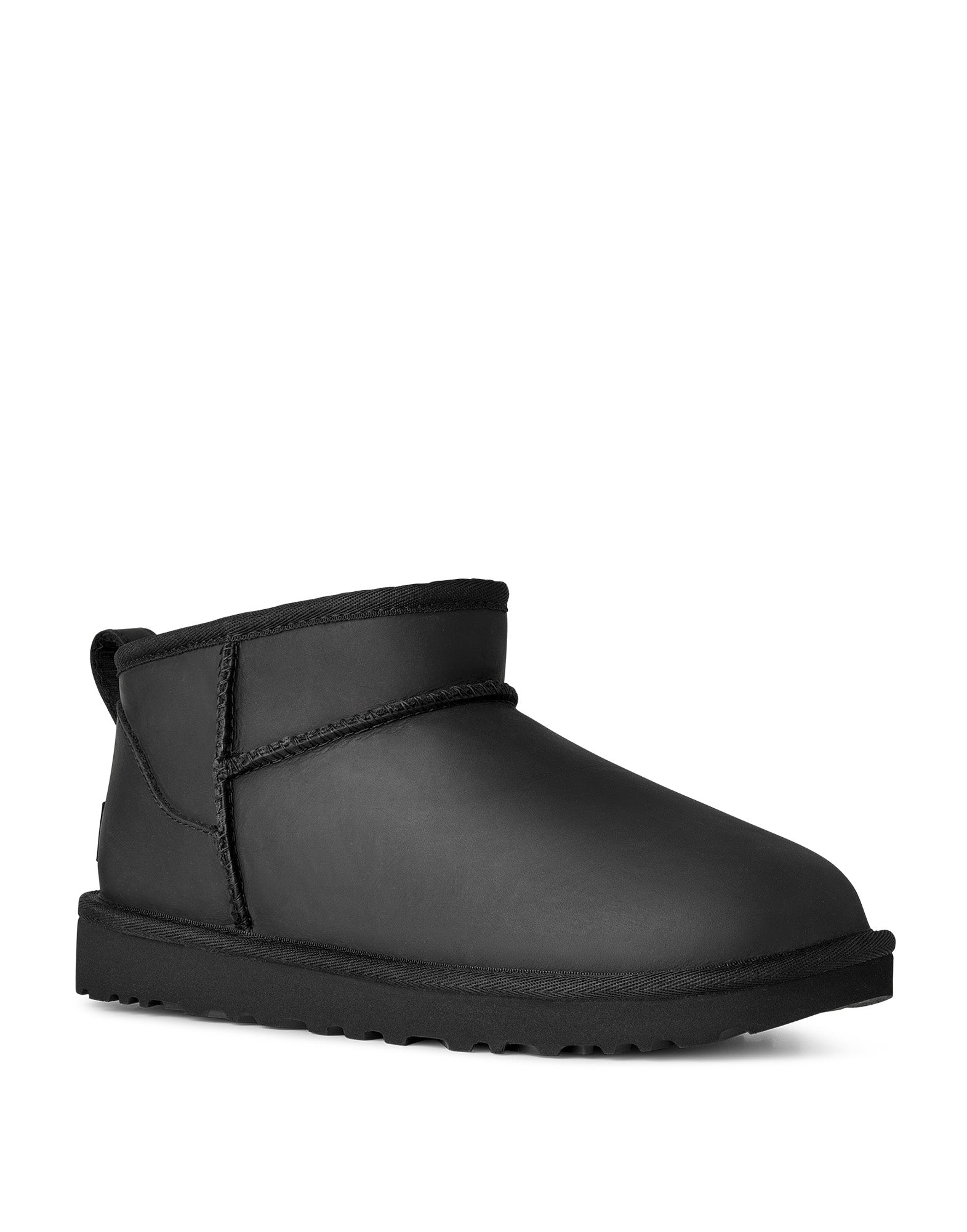 UGG Stivaletti Classic Ultra Mini in Pelle Black