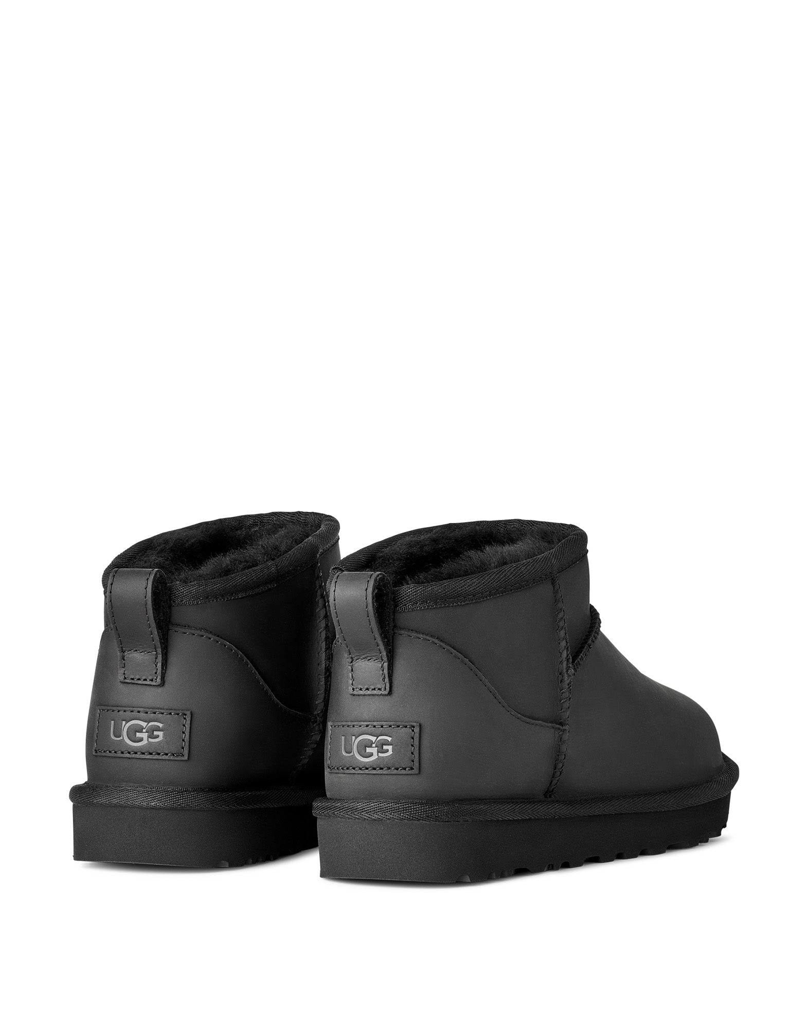 UGG Stivaletti Classic Ultra Mini in Pelle Black