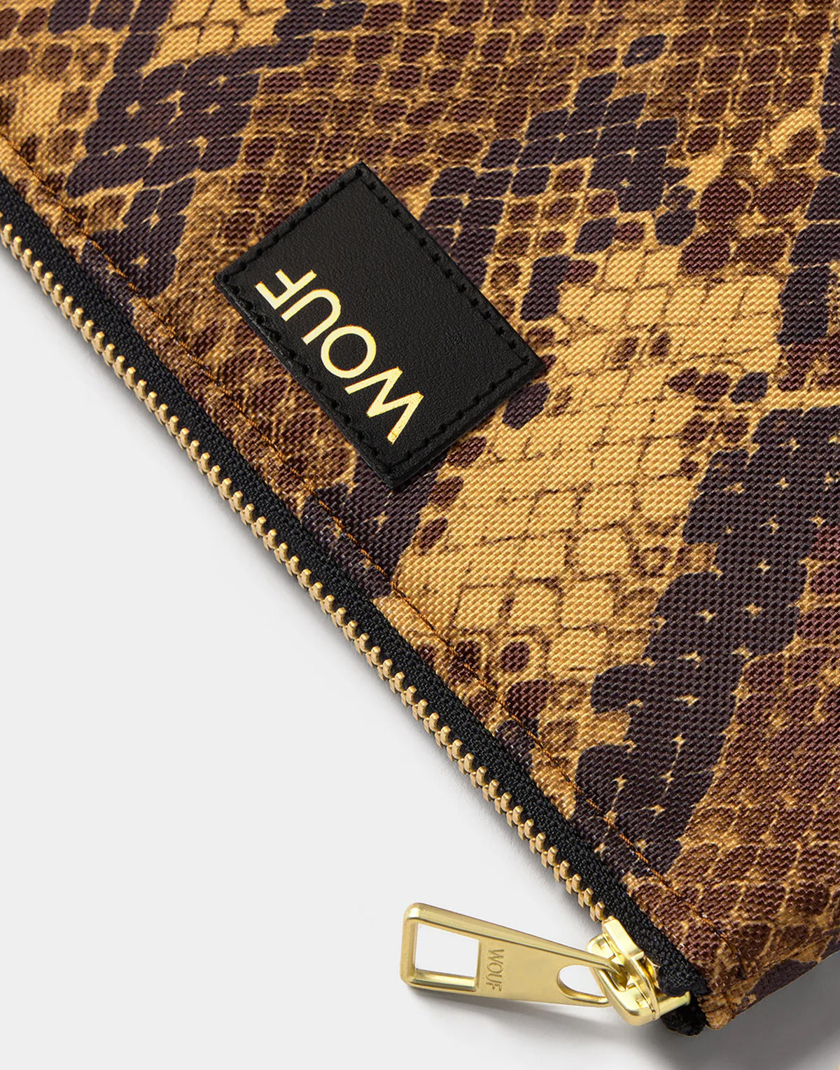 WOUF Pouch Boa