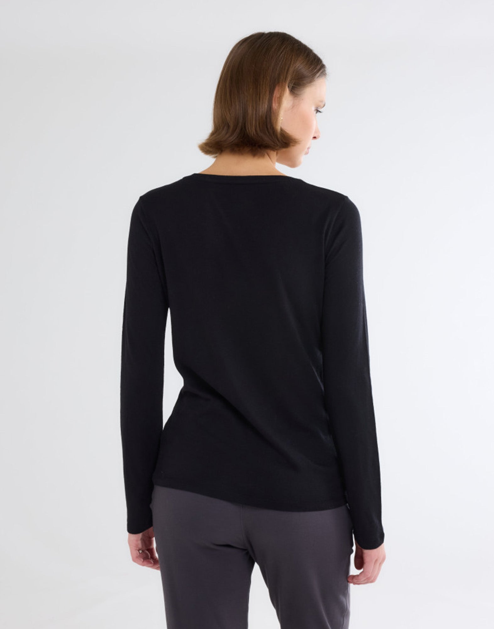 MAJESTIC FILATURES T-shirt Girocollo a Manica Lunga in Cotone Biologico/Cashmere Nera
