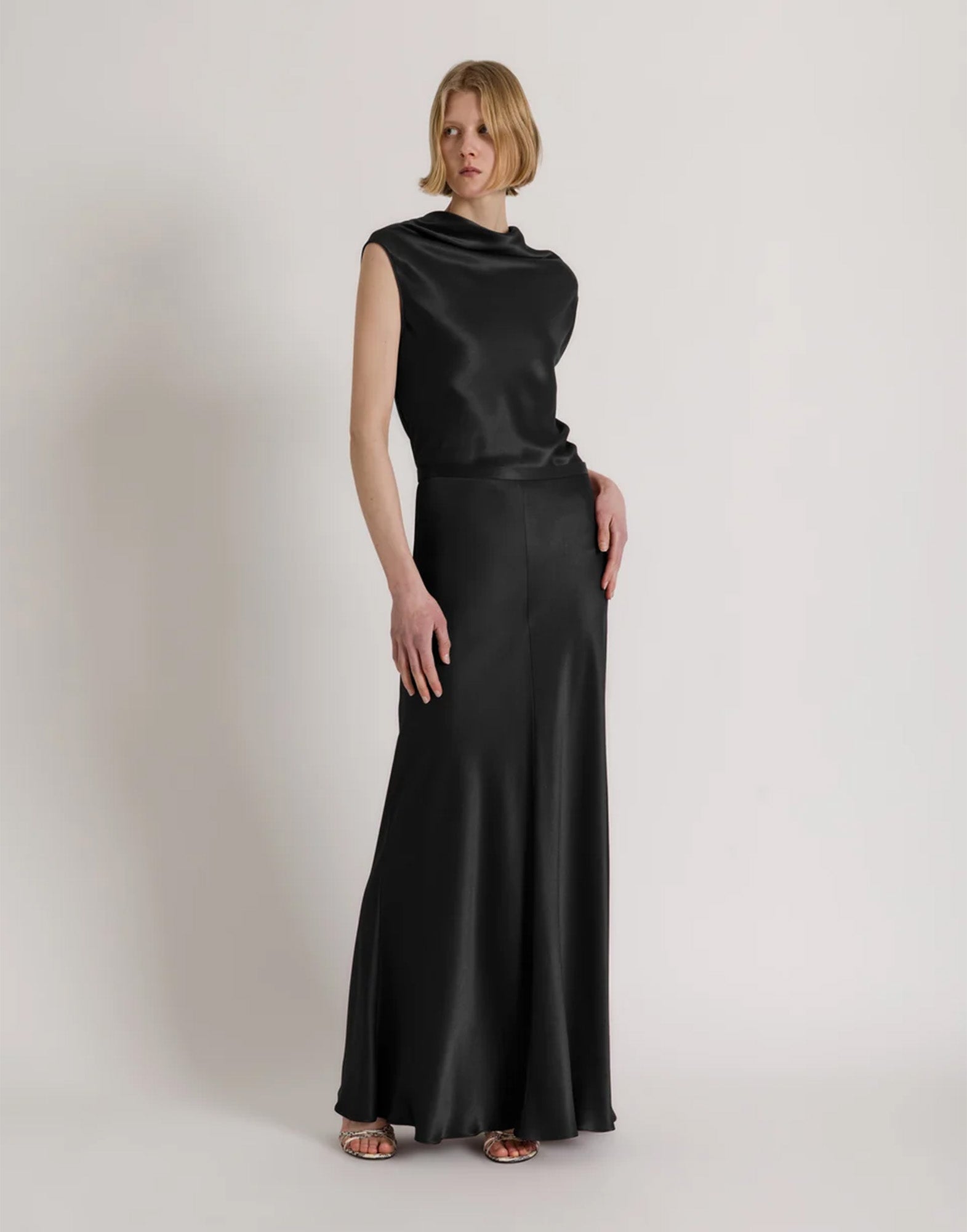 ALBERTA FERRETTI Top in Raso con Scollo Fluido Nero