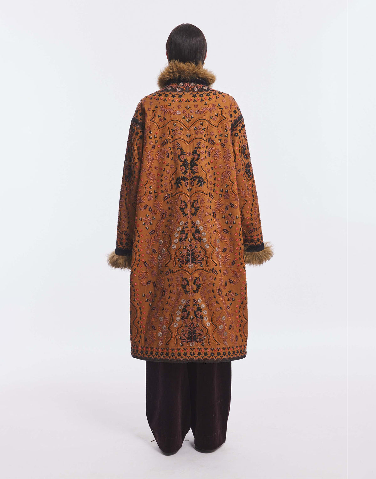 ANTIK BATIK Cappotto Ricamato con Pelliccia Camel