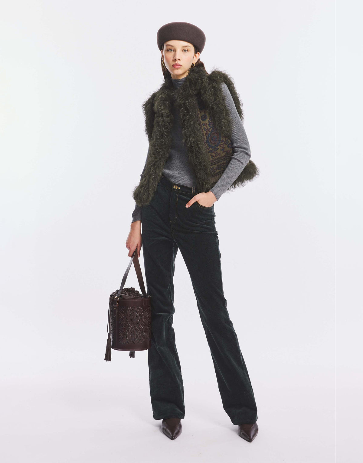 ANTIK BATIK Gilet Ricamato con Pelliccia Kaki
