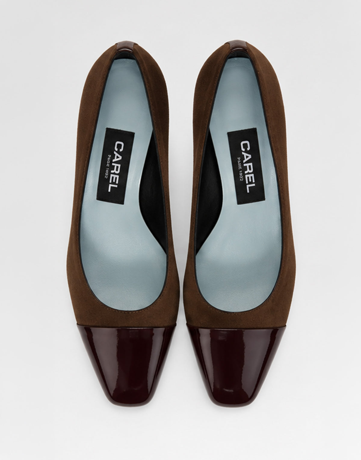 CAREL Décolleté Rosana in Suede Cioccolato e Vernice Bordeaux