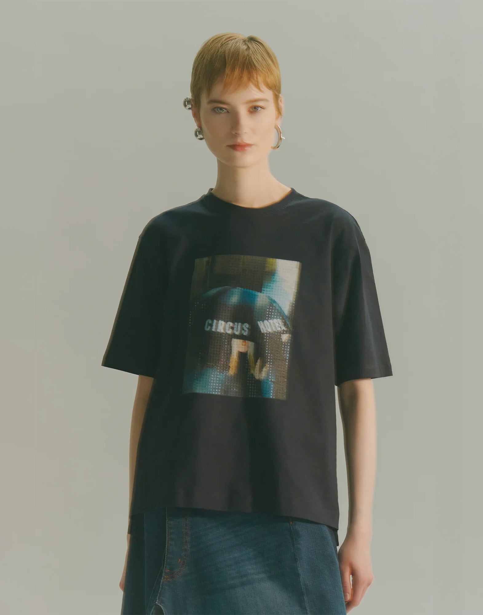CIRCUS HOTEL T-Shirt con Stampa Lamina Notte