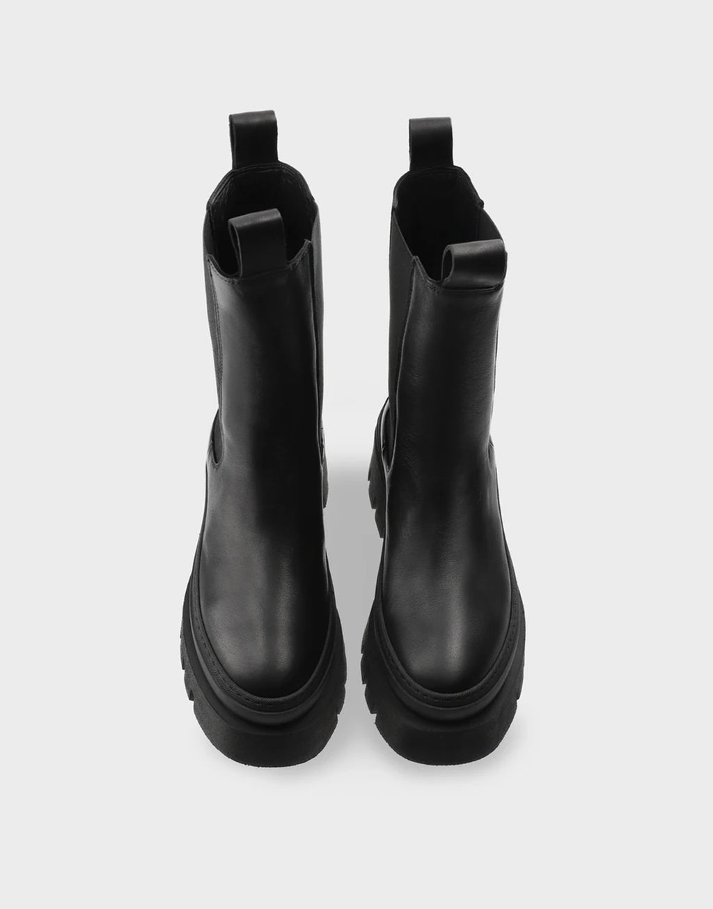 COPENHAGEN Chelsea Boots in Pelle Nera