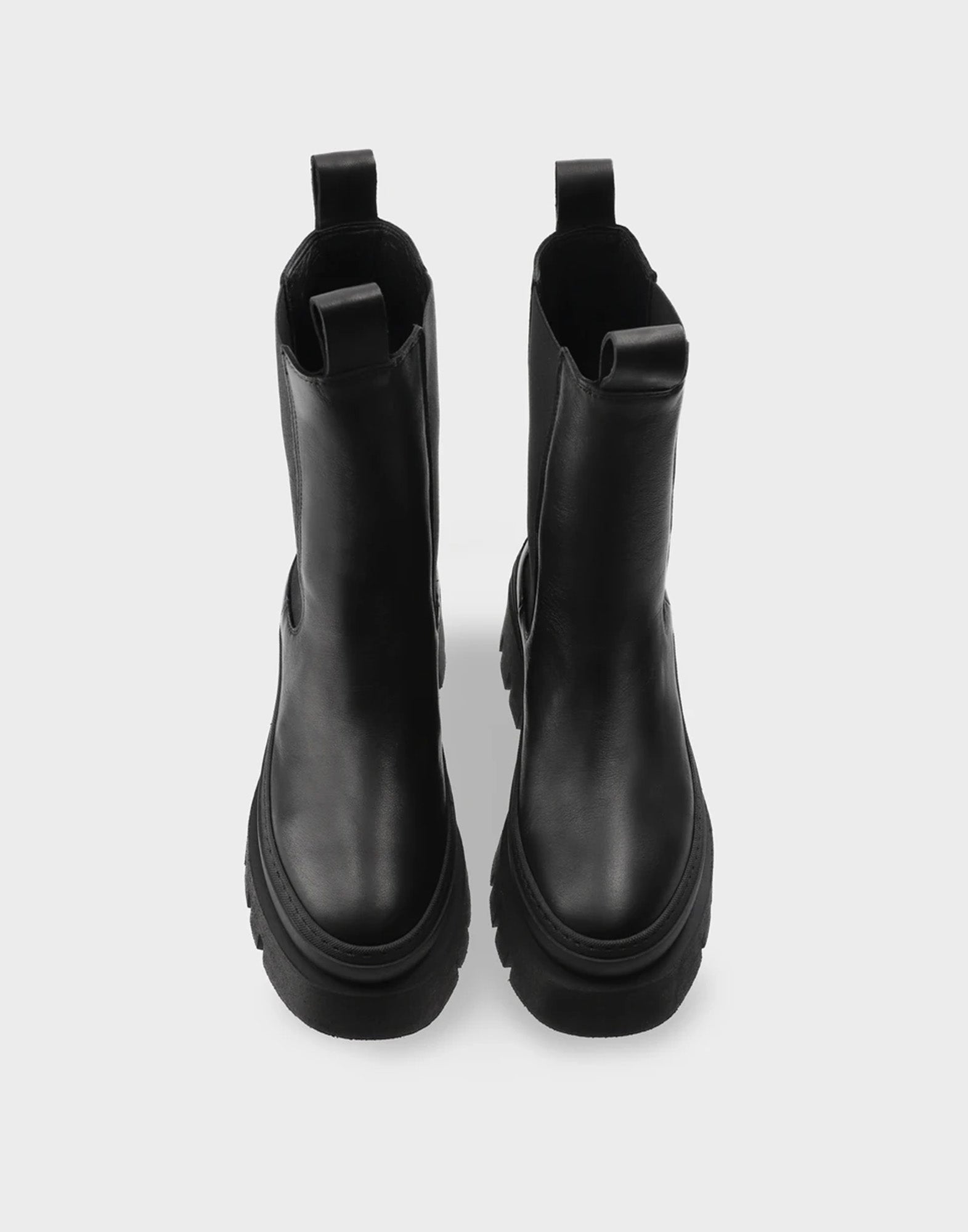 COPENHAGEN Chelsea Boots in Pelle Nera