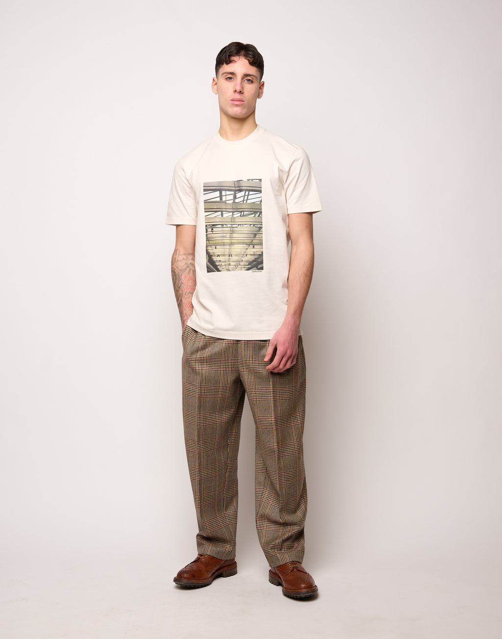 DOUUOD T-shirt in Jersey di Cotone Stampa "Travi" Burro