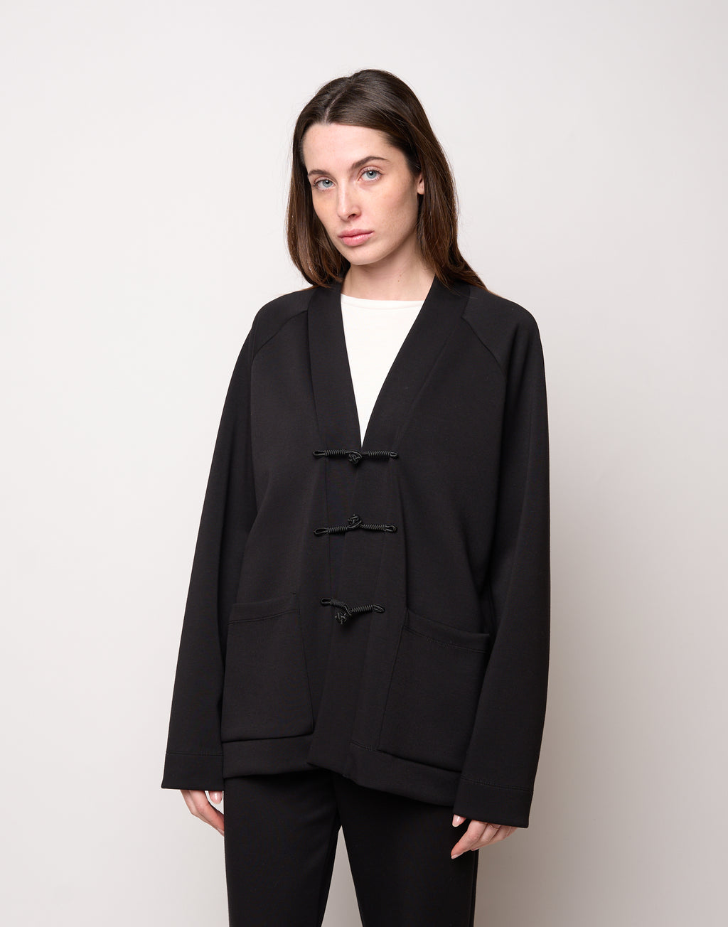 DOUUOD Cardigan Raglan con Alamari Nero