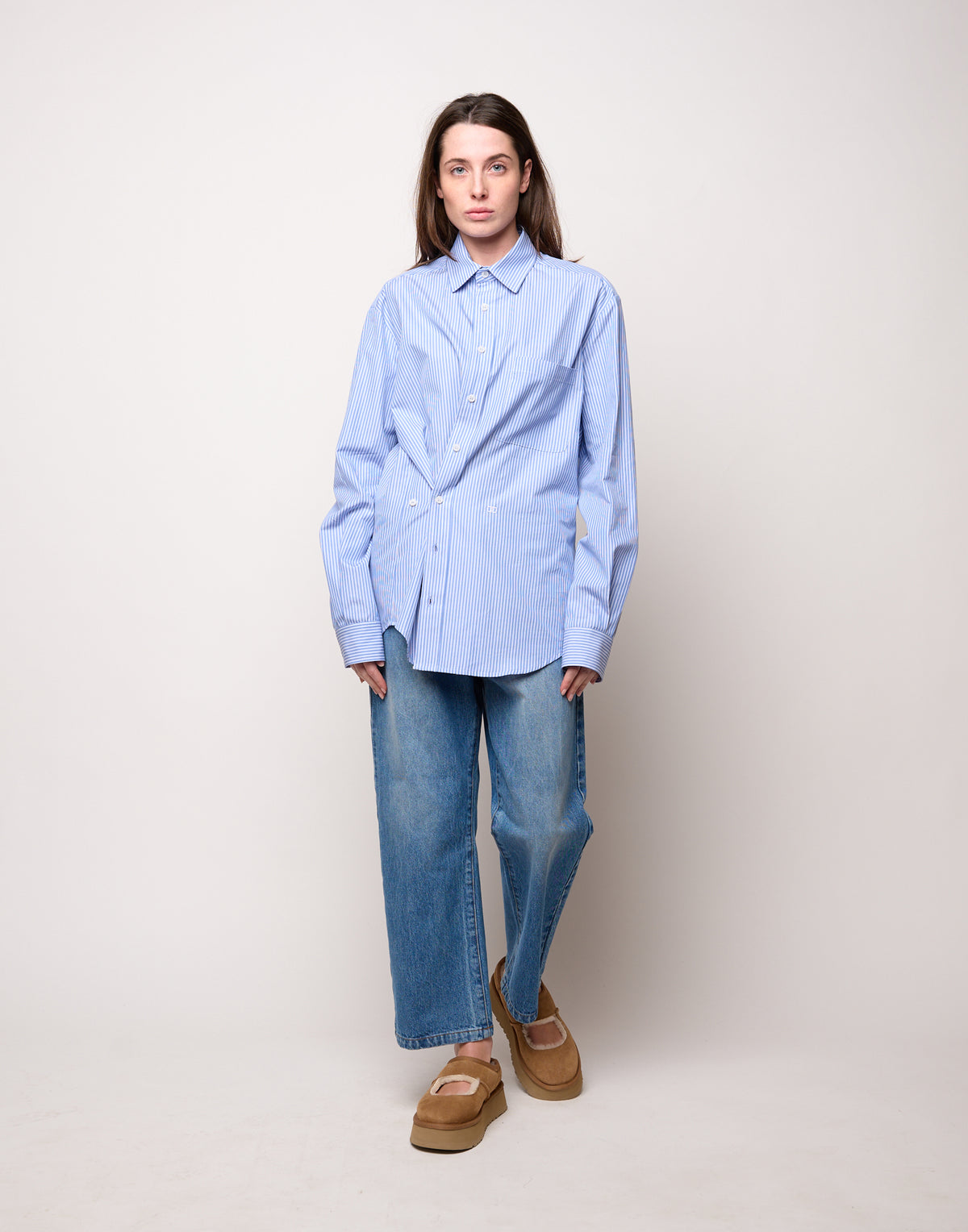 DOUUOD Camicia Genderless con Ricamo e Bottone Laterale a Righe Bianco/Azzurro