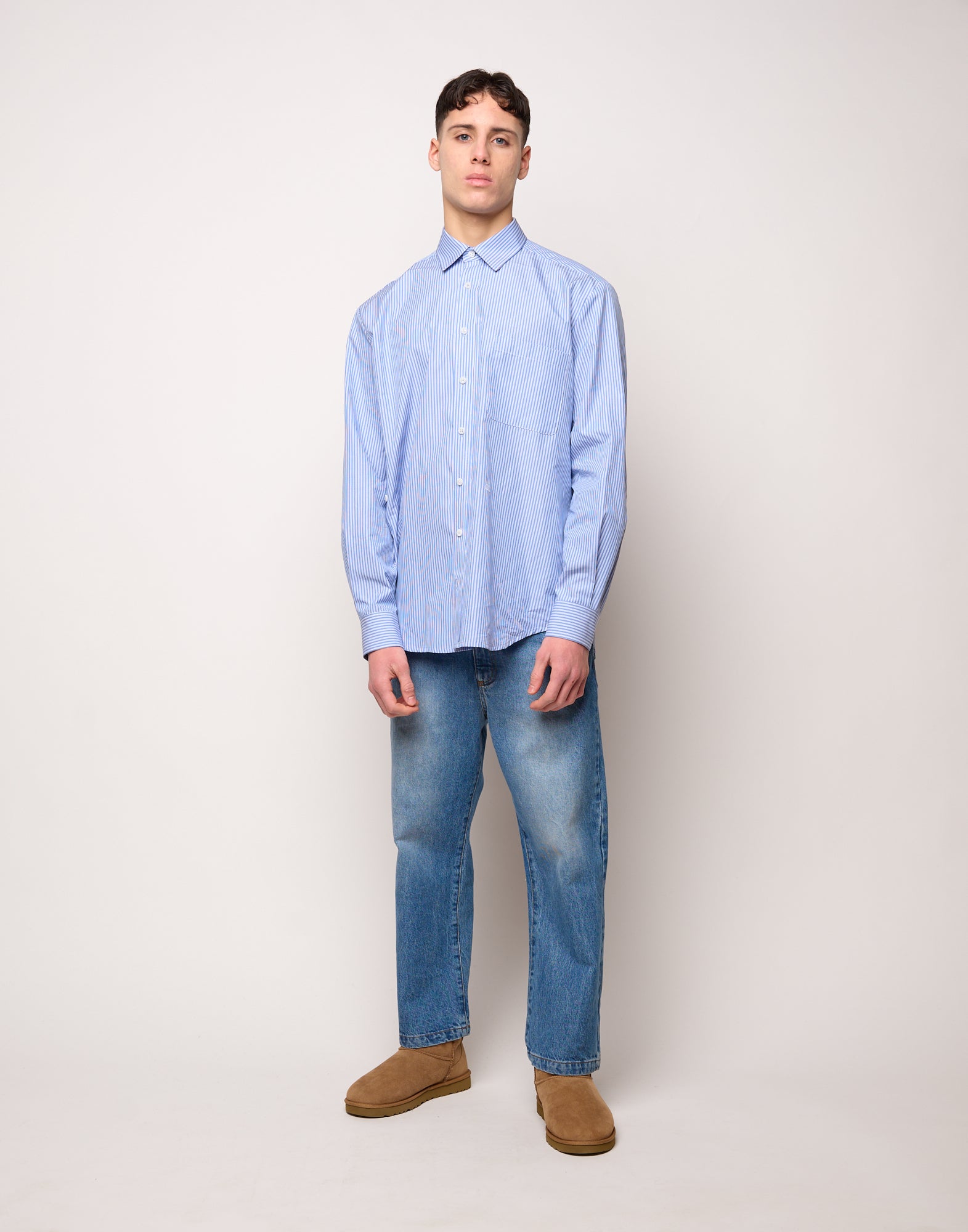 DOUUOD Camicia Genderless con Ricamo e Bottone Laterale a Righe Bianco/Azzurro
