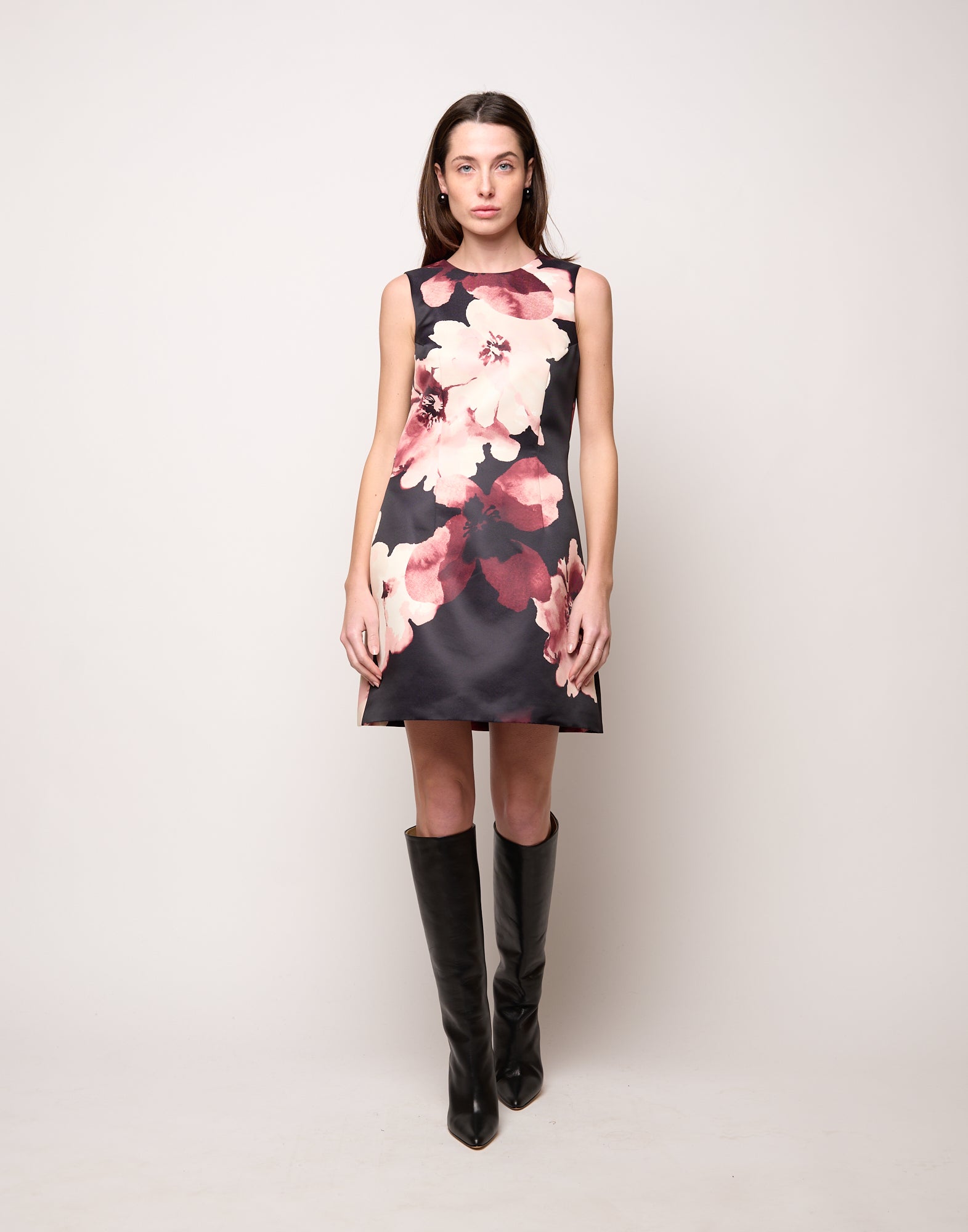 DOUUOD Mini Abito Aderente con Schiena Nuda e Fiocco in Duchesse Floreale