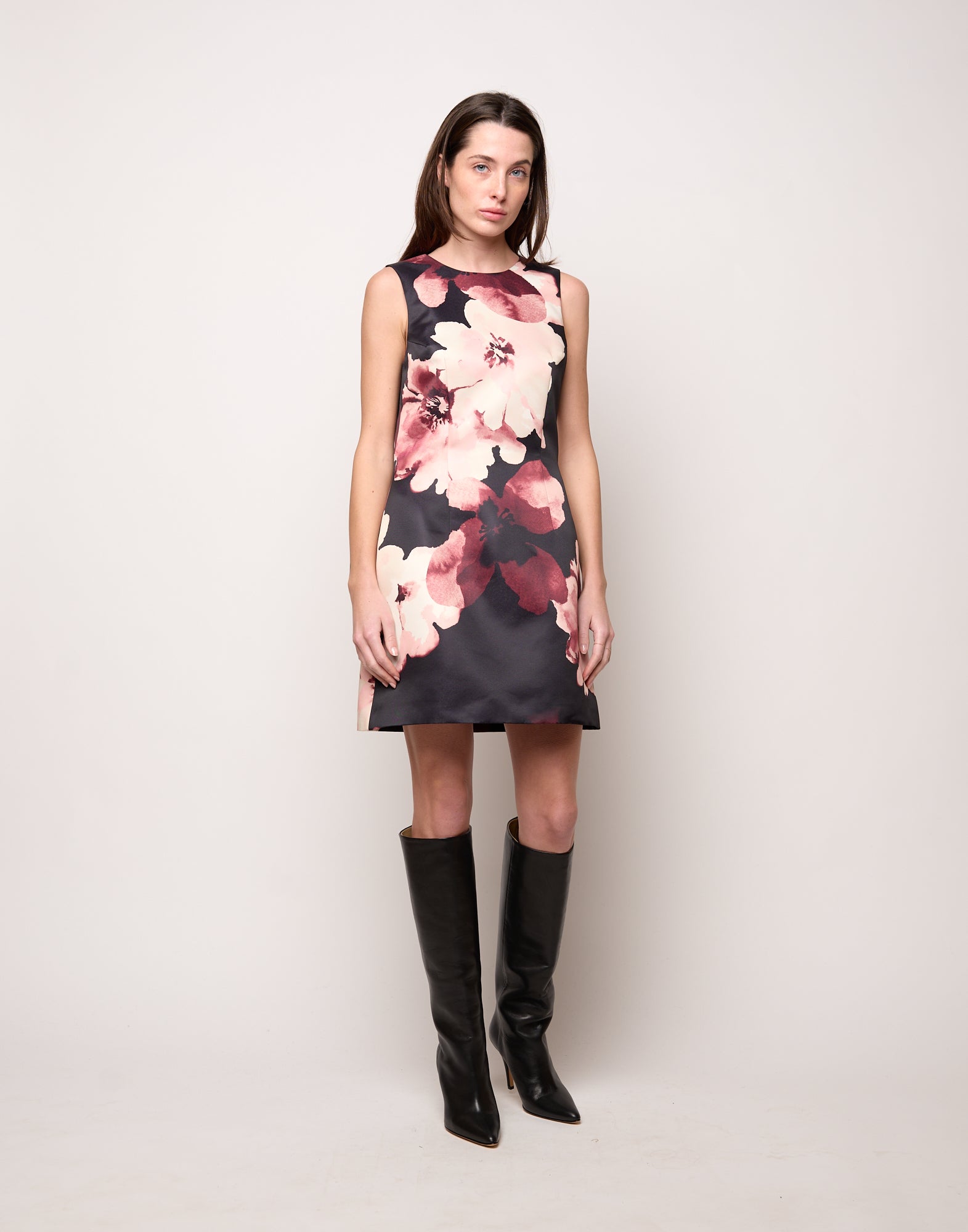 DOUUOD Mini Abito Aderente con Schiena Nuda e Fiocco in Duchesse Floreale