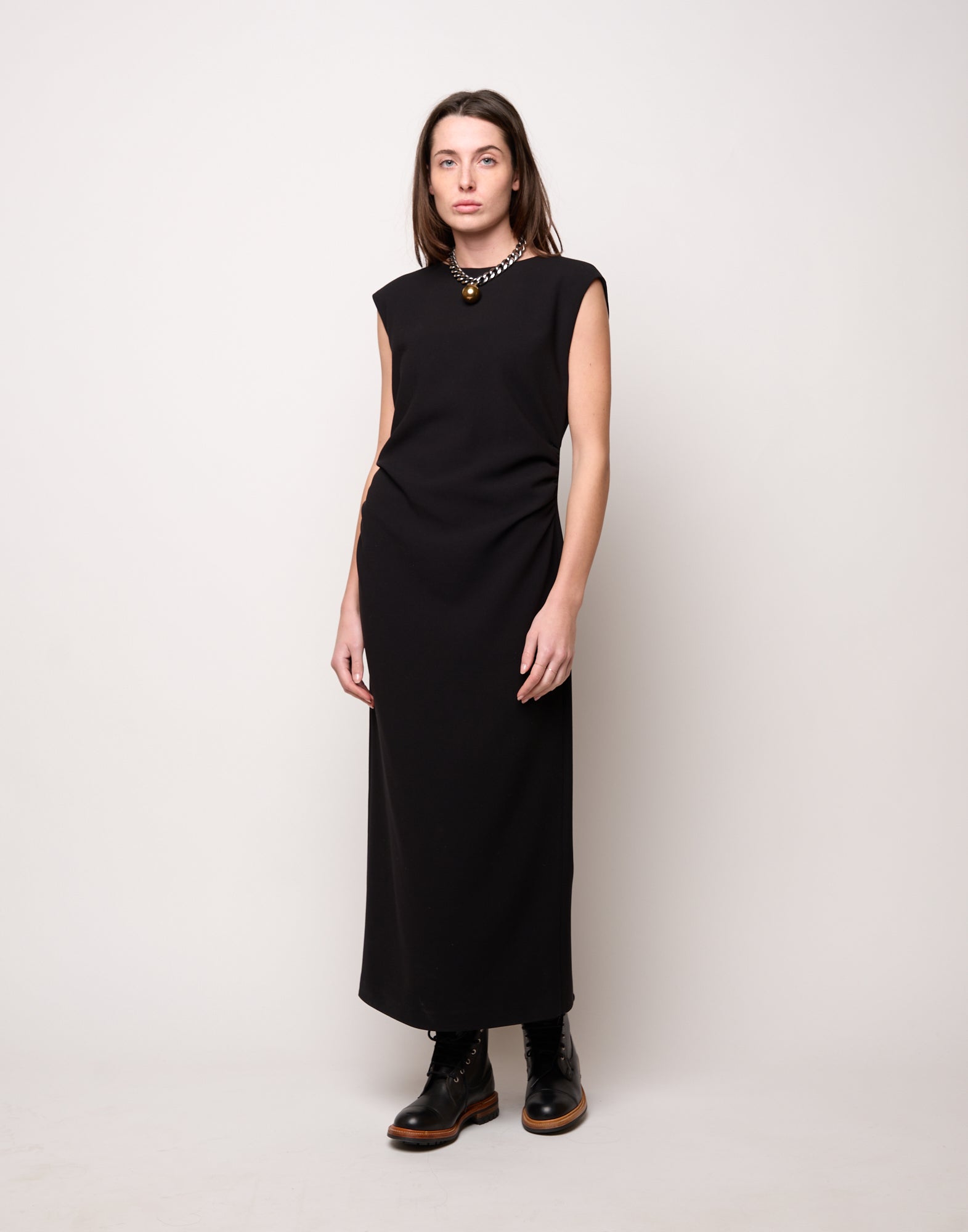 DOUUOD Abito Smanicato con Drappeggio in Doppio Crepe Stretch Nero
