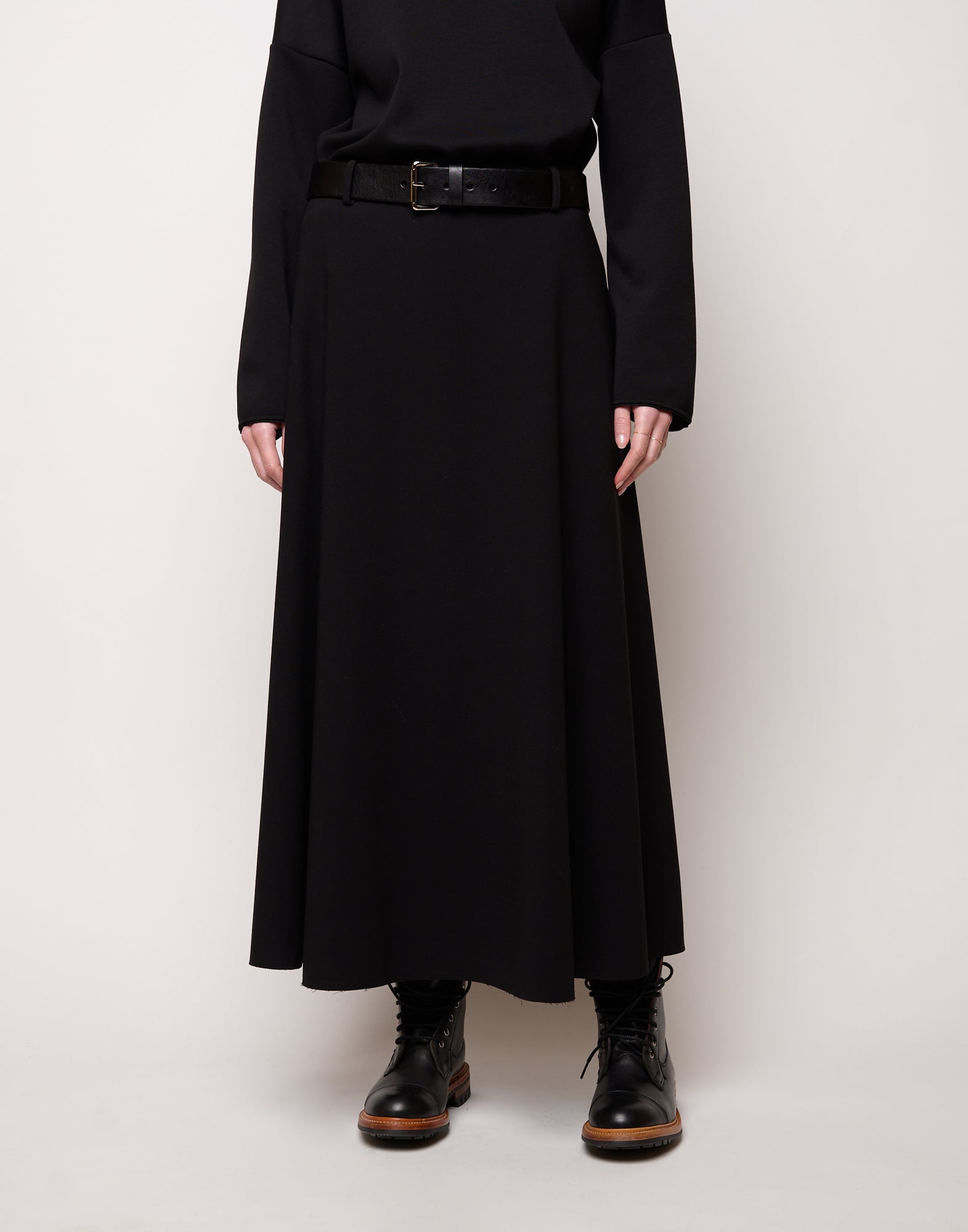 DOUUOD Gonna Midi Svasata con Pieghe in Doppio Crepe Stretch Nero