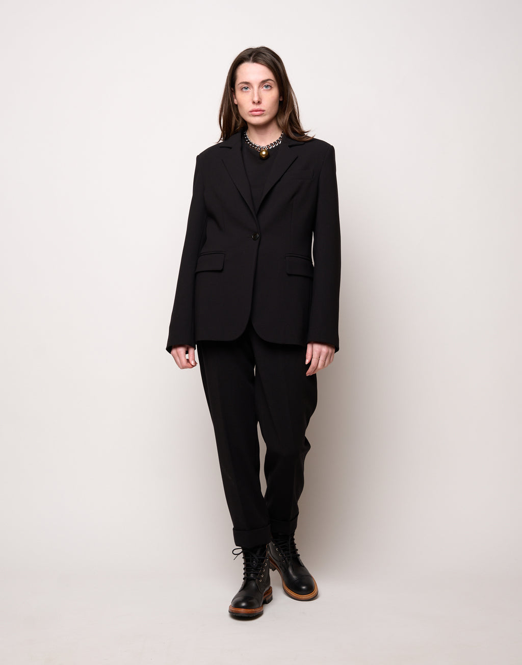 DOUUOD Pantalone a Sigaretta con Risvolto in Doppio Crepe Stretch Nero