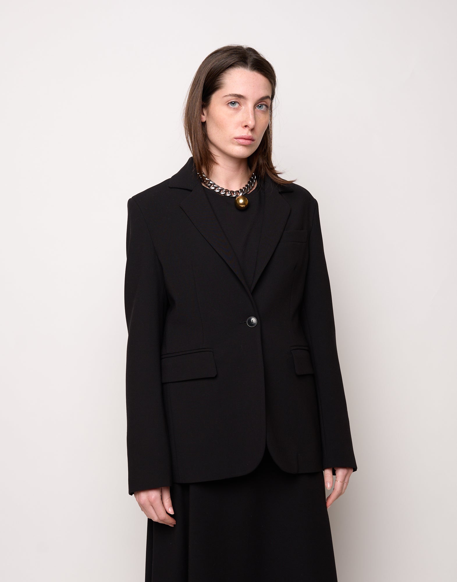 DOUUOD Giacca Monopetto Sfiancata in Doppio Crepe Stretch Nero