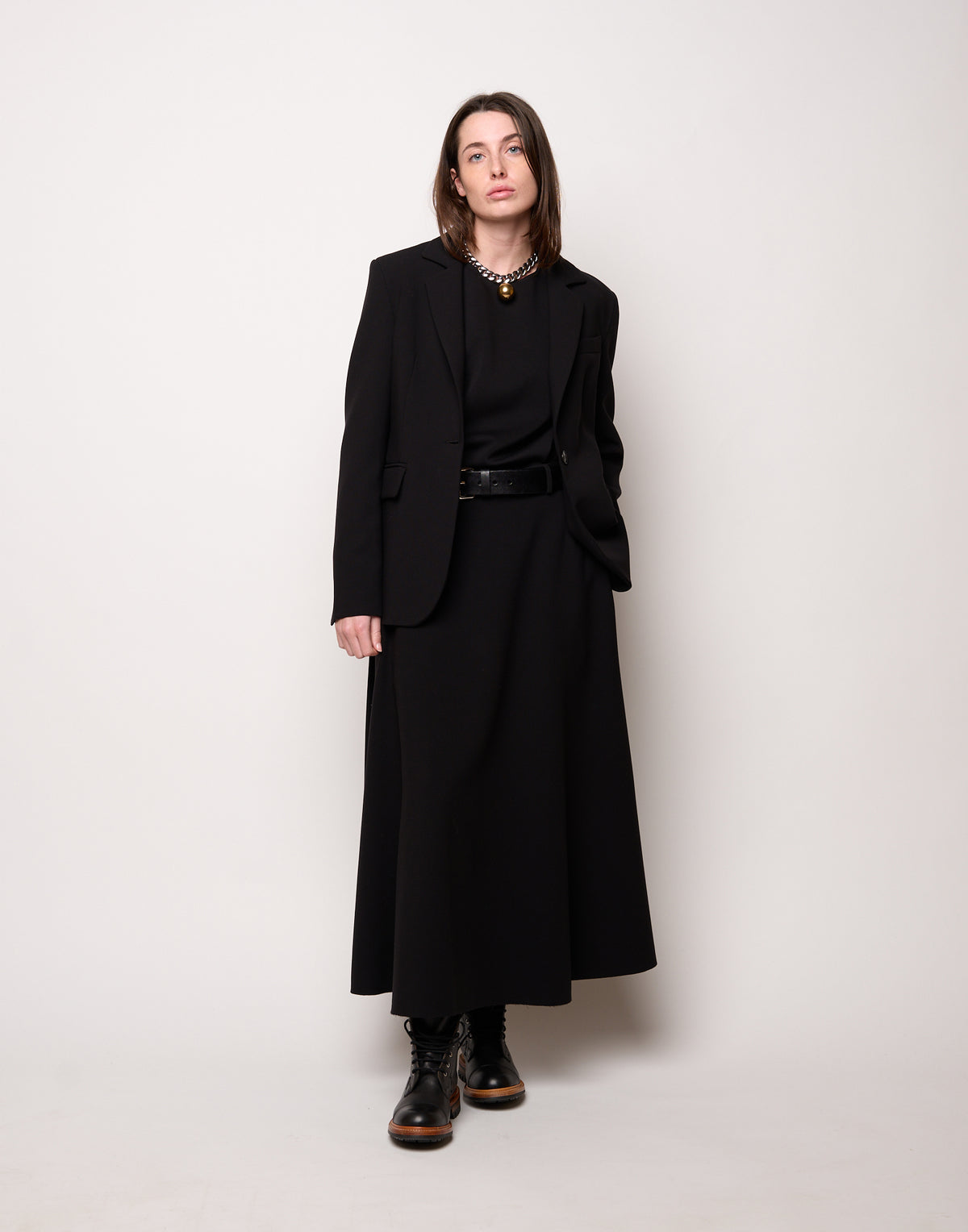 DOUUOD Giacca Monopetto Sfiancata in Doppio Crepe Stretch Nero