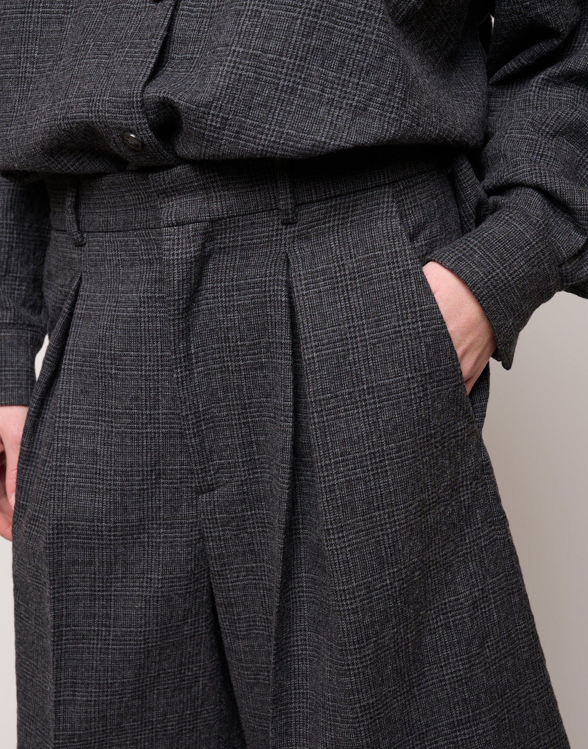 DOUUOD Bermuda Sartoriale in Micro Galles Underground