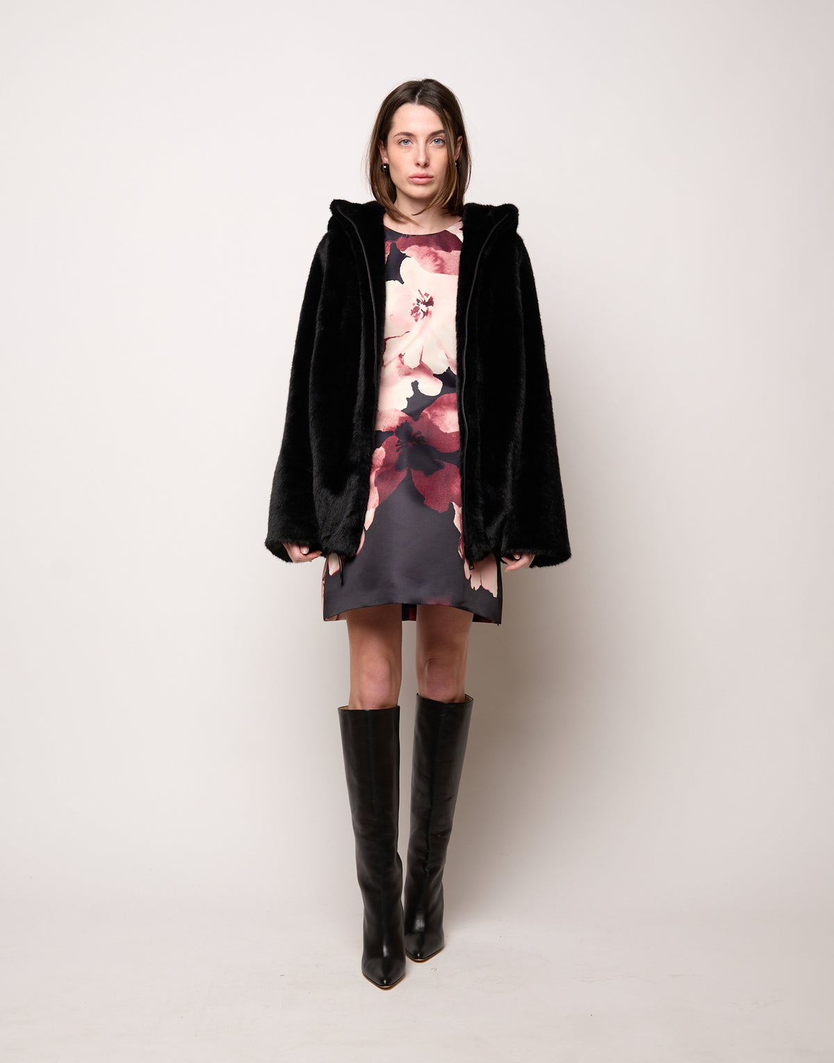 DOUUOD Parka con Cappuccio e Coulisse al Fondo in Eco Pelliccia Nero