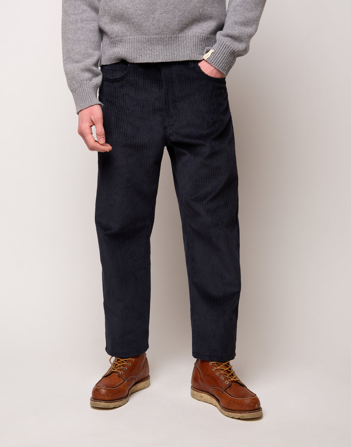 DOUUOD Pantalone Ampio Cropped Genderless in Velluto a Costa Larga Blu