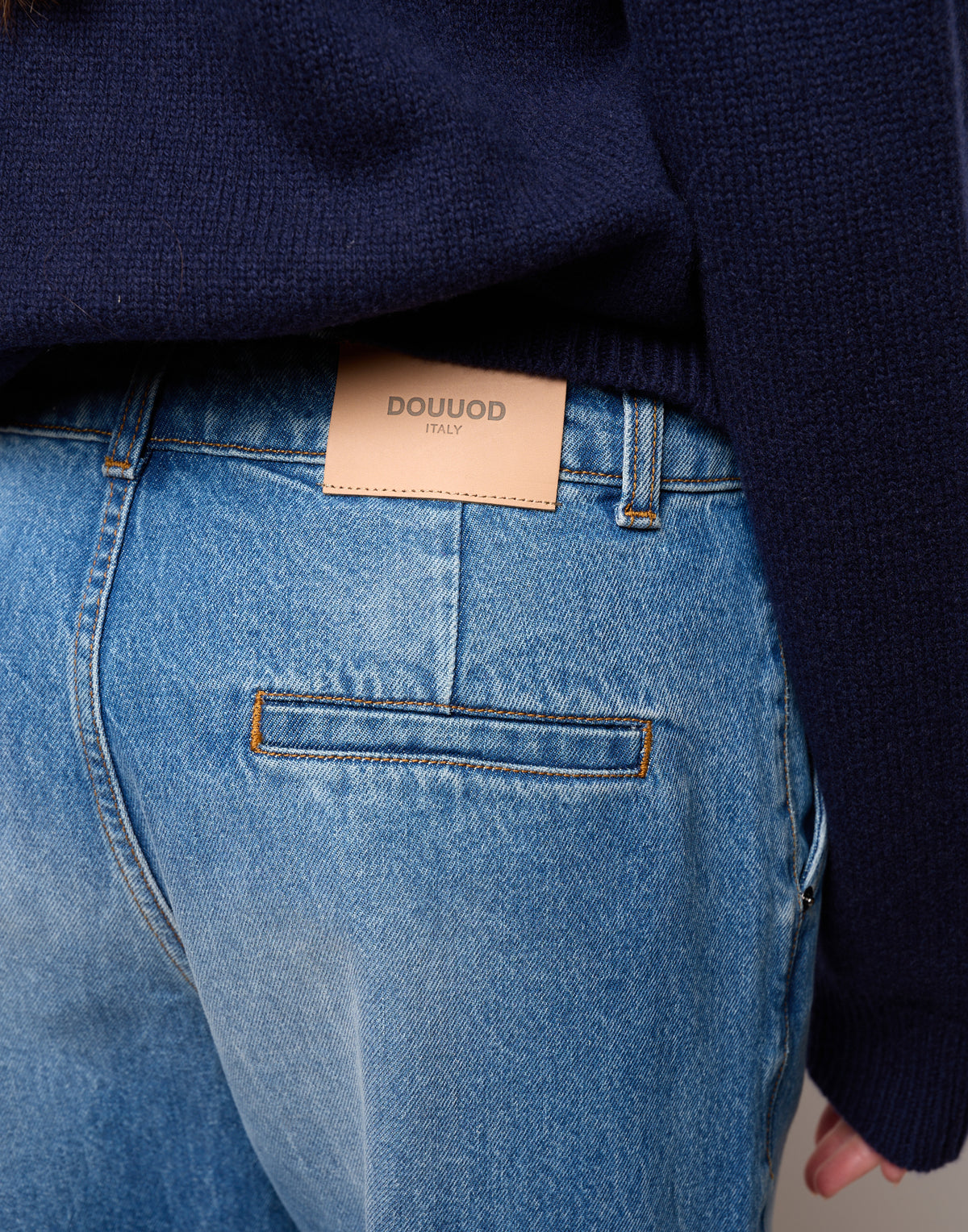 DOUUOD Pantalone Dritto in Denim Washed