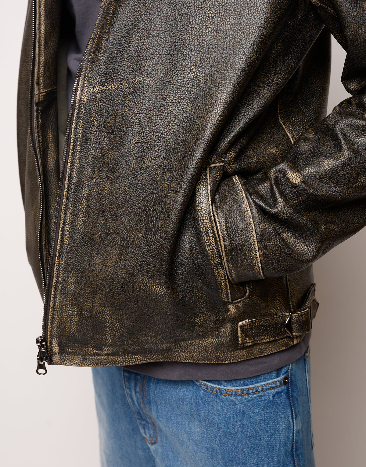 DOUUOD Giubbotto Genderless in Pelle Vintage