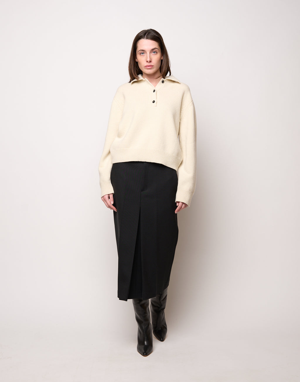 DOUUOD Maglia Polo Cropped in Lana e Cashmere Panna