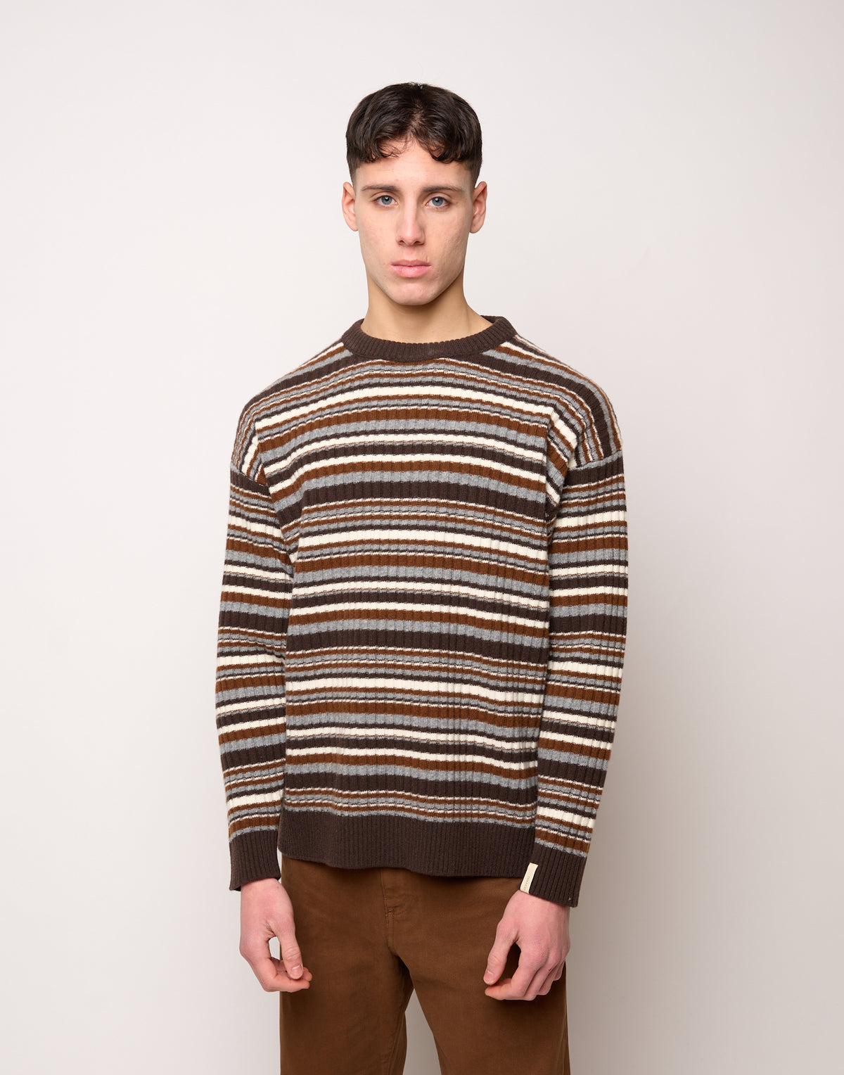 DOUUOD Maglia Girocollo Multirighe Genderless in Lana Superfine