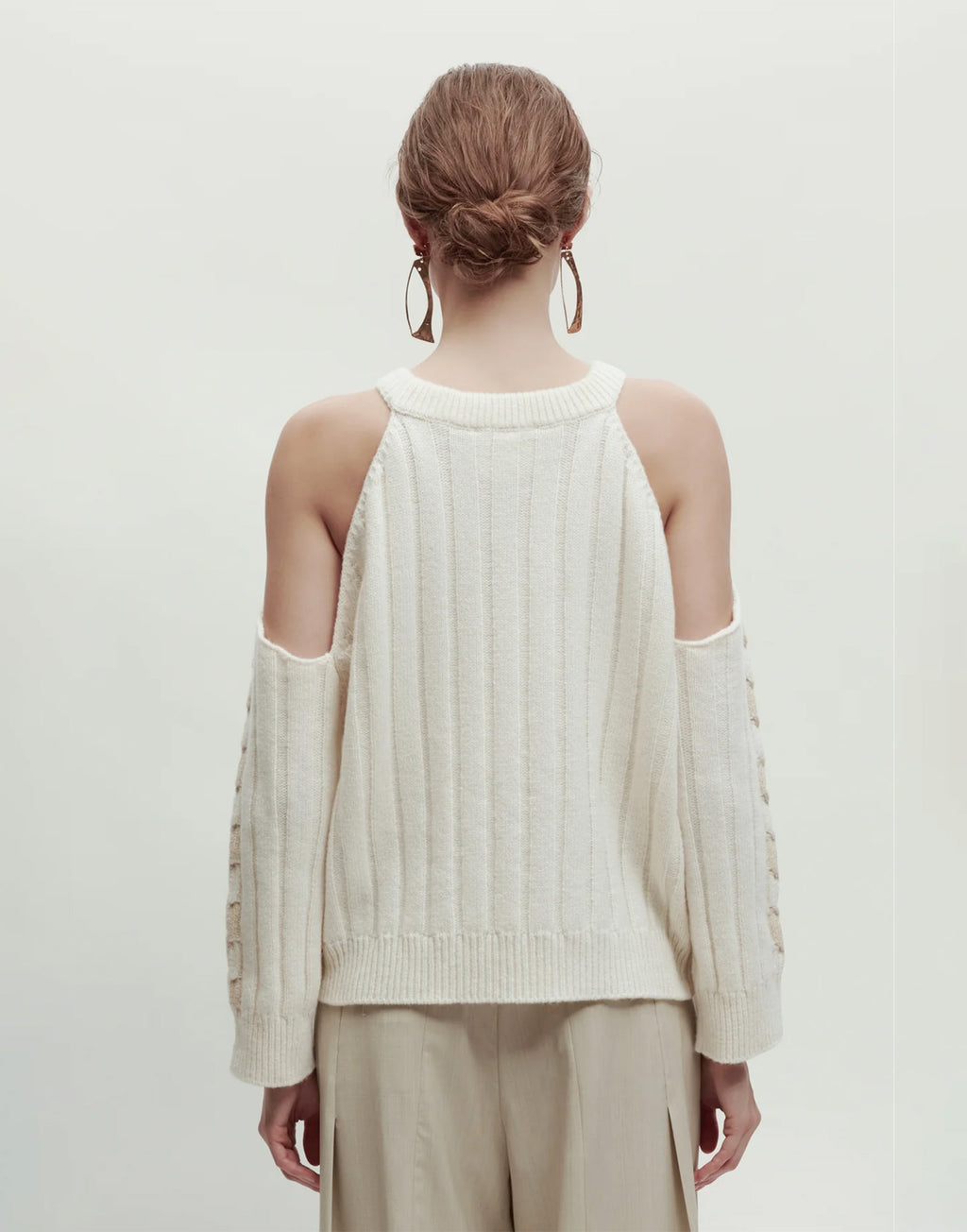 ERIKA CAVALLINI Maglia in Lana e Cashmere con Cut-Out Latte