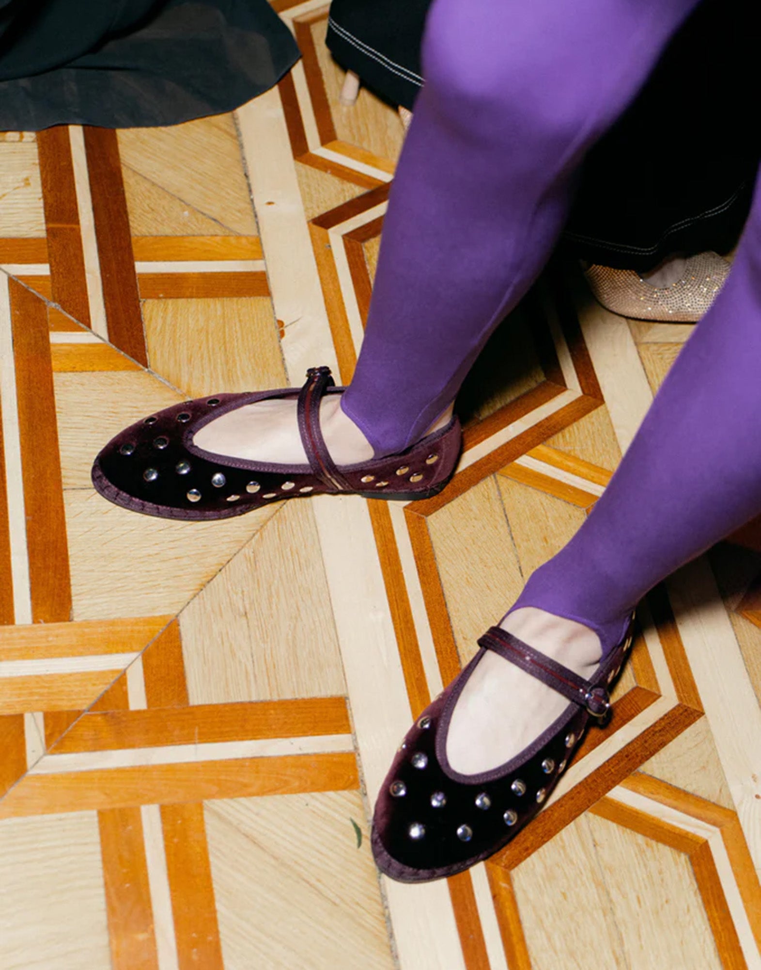 FLABELUS Ballerine in Velluto Bordeaux con Borchie