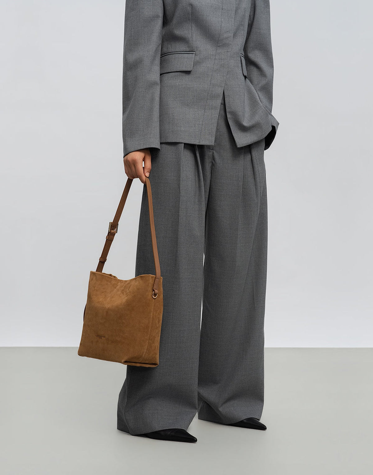 LANCASTER Borsa a Secchiello in Camoscio Camel