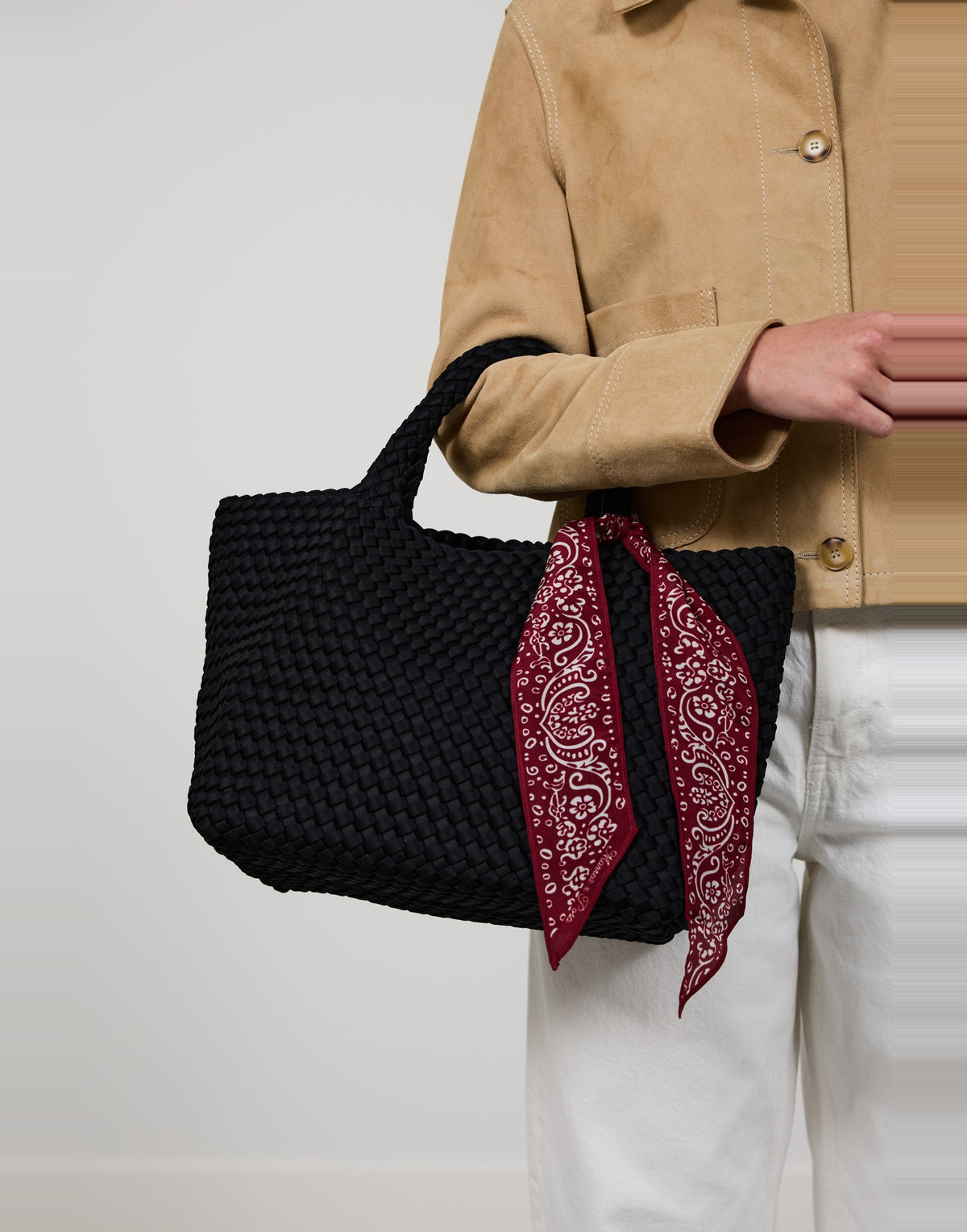 MARREA Borsa a Mano Medium in Neoprene Intrecciato di Nero