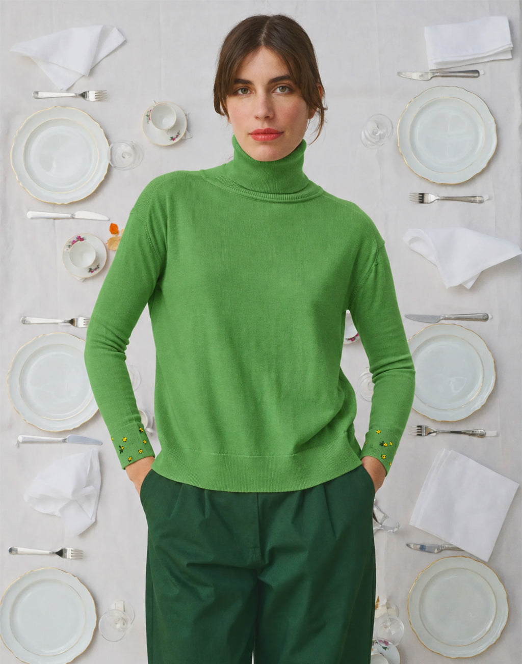 MII Maglione Collo Alto in Lana Merino con Ricami Verde