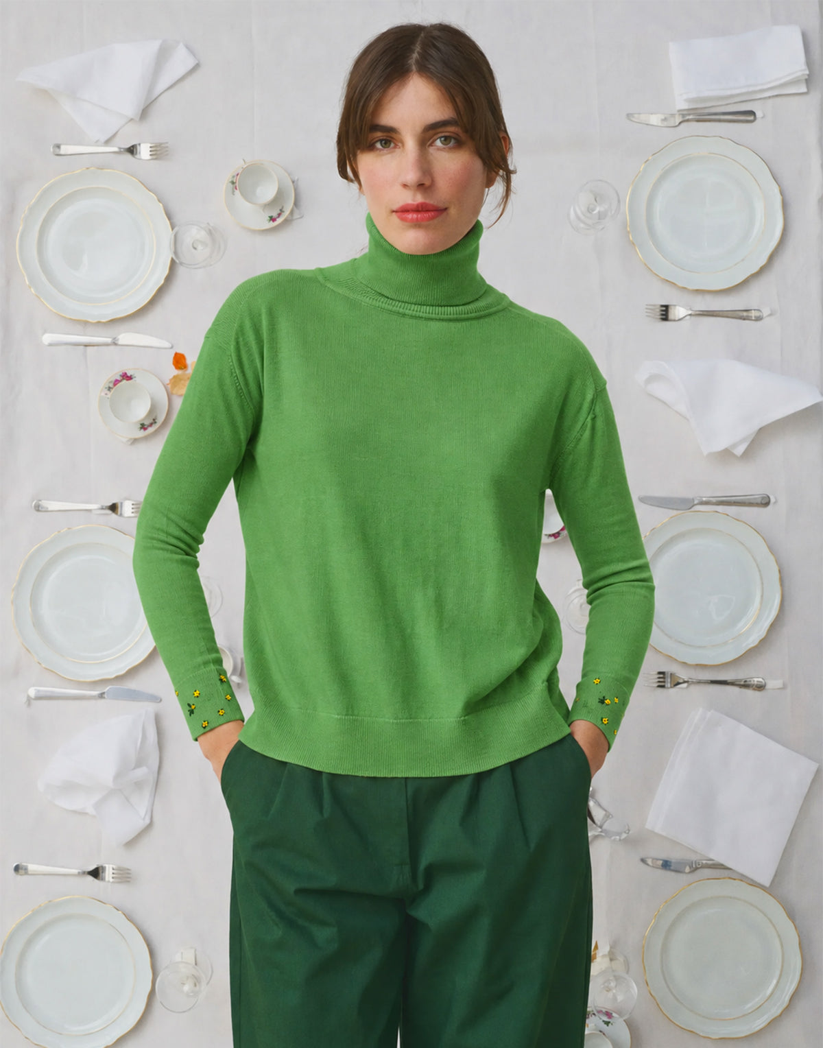 MII Maglione Collo Alto in Lana Merino con Ricami Verde