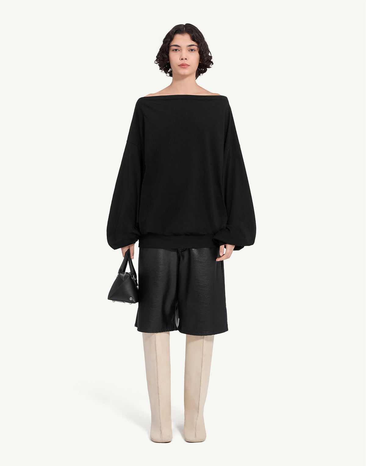 MM6 MAISON MARGIELA Maglia Asimmetrica a Maniche Lunghe Nera