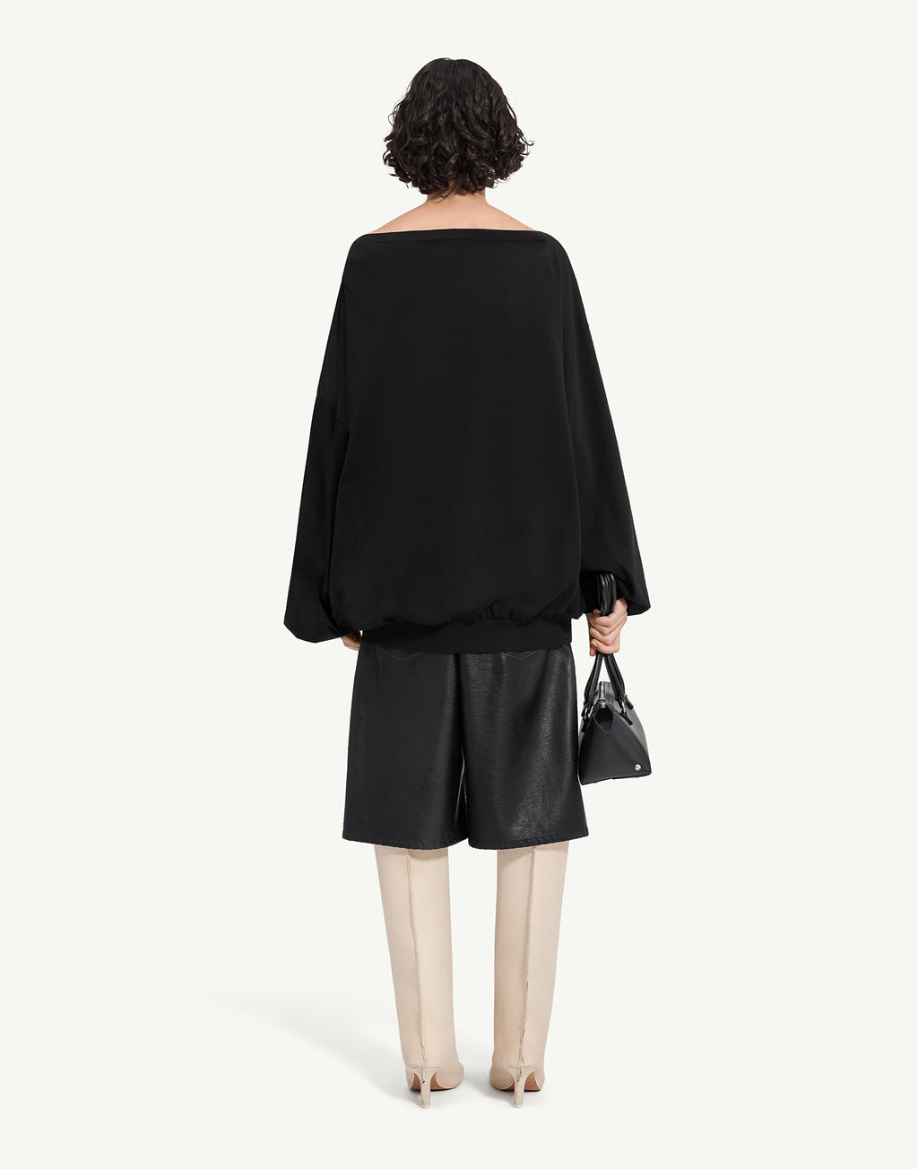 MM6 MAISON MARGIELA Maglia Asimmetrica a Maniche Lunghe Nera