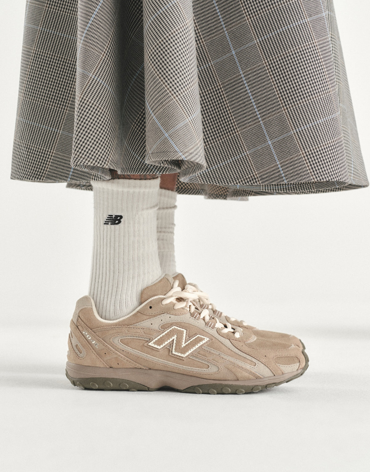 NEW BALANCE Sneakers 204L Mushroom e Arid Stone
