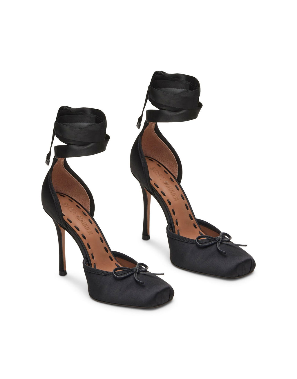 STEVE MADDEN Sandali Larina con Cinturino Nero Satin