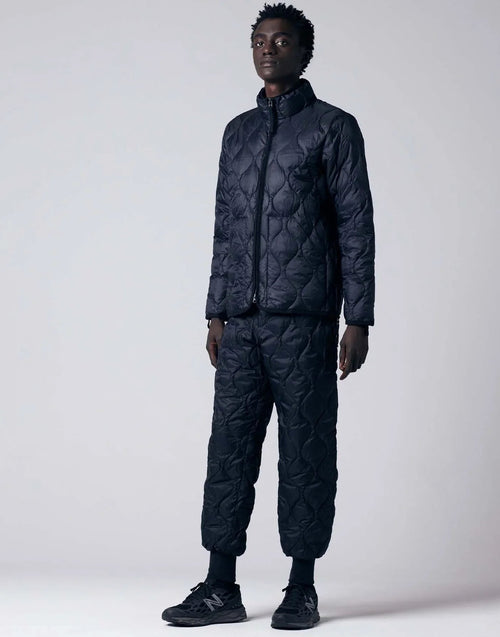 TAION Piumino Military con Collo Alto e Doppia Zip Nero