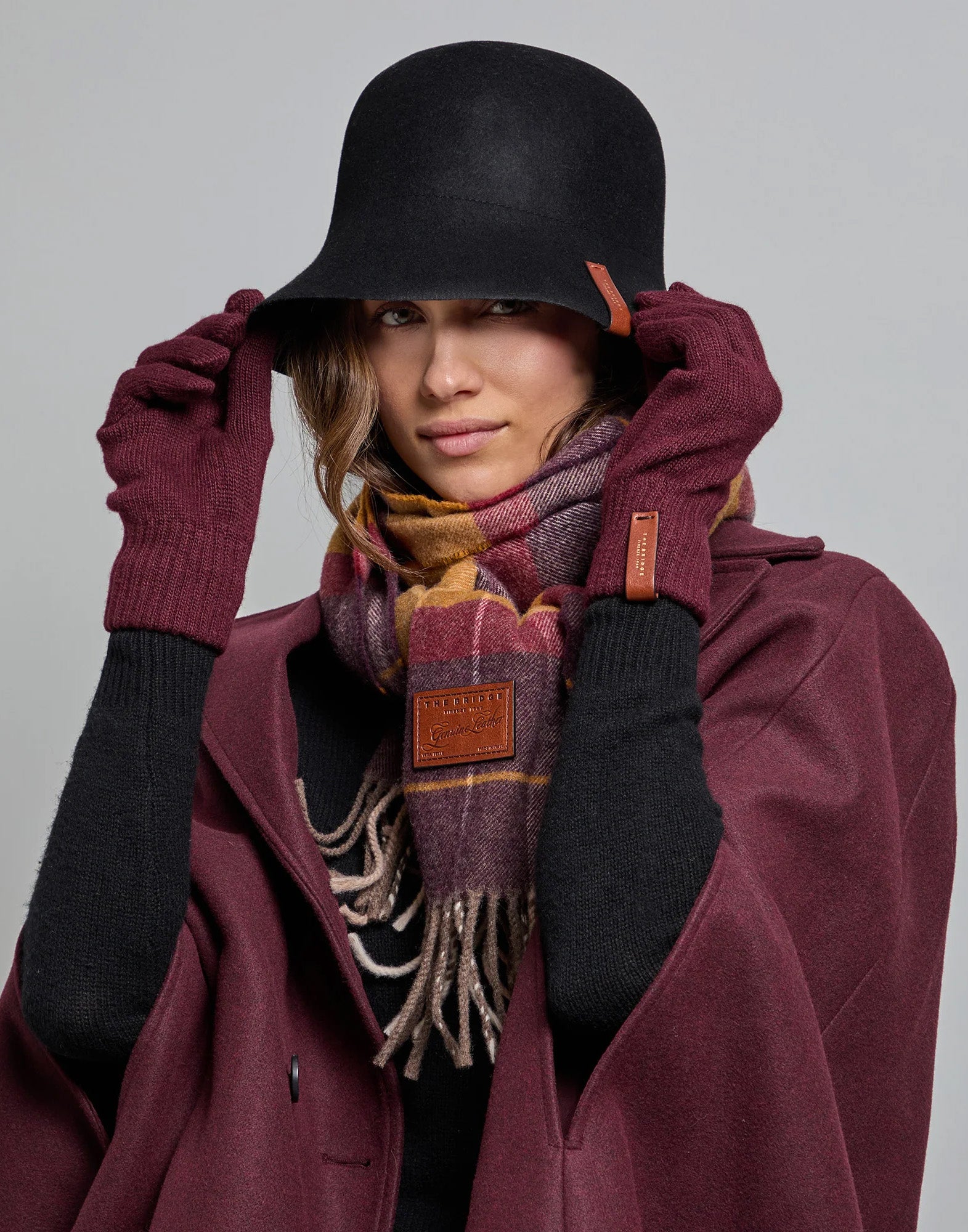 THE BRIDGE Cappello Cloche in Lana Nero