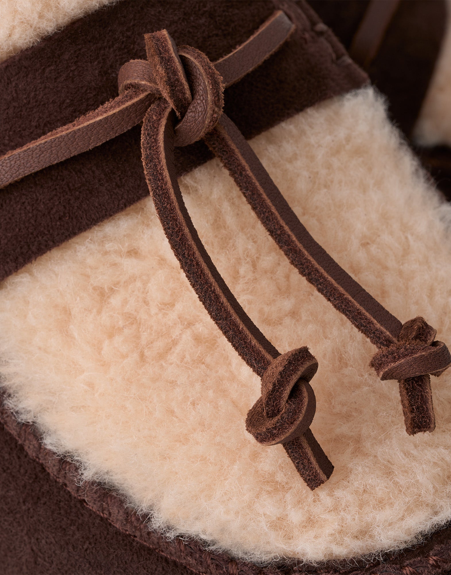 UGG Mocassini Zora in Camoscio Burnt Cedar