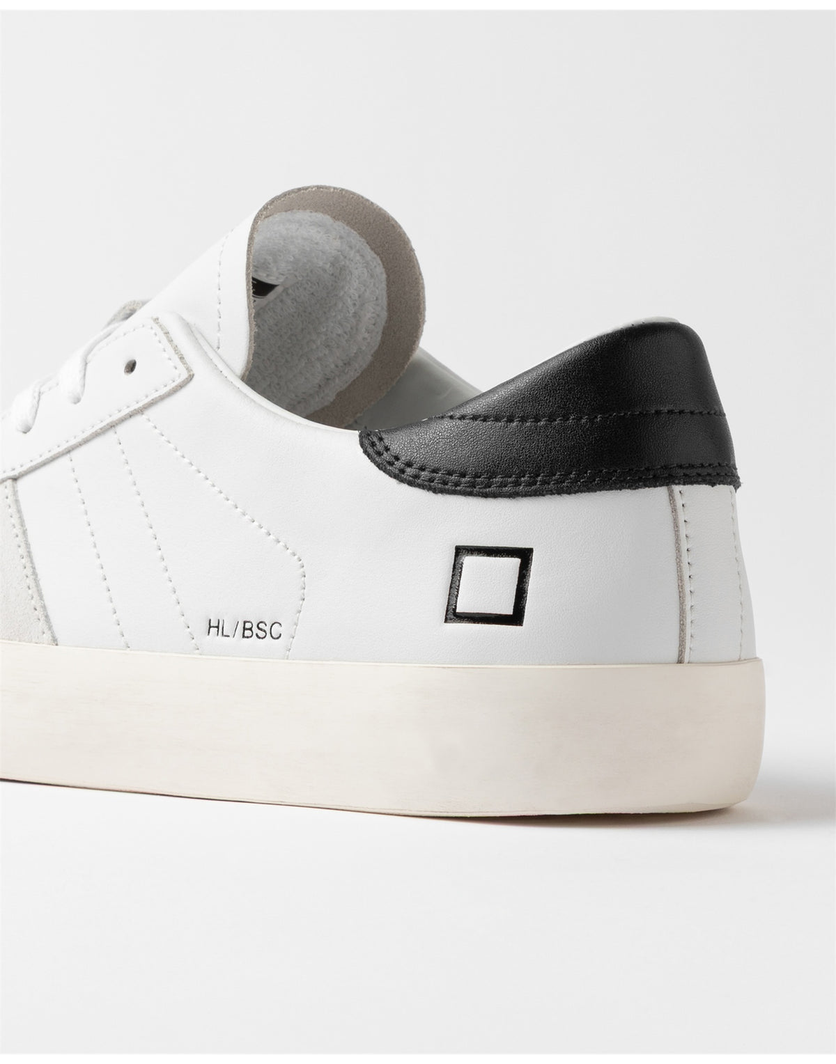 D.A.T.E. Sneakers Hill Low Basic White-Black