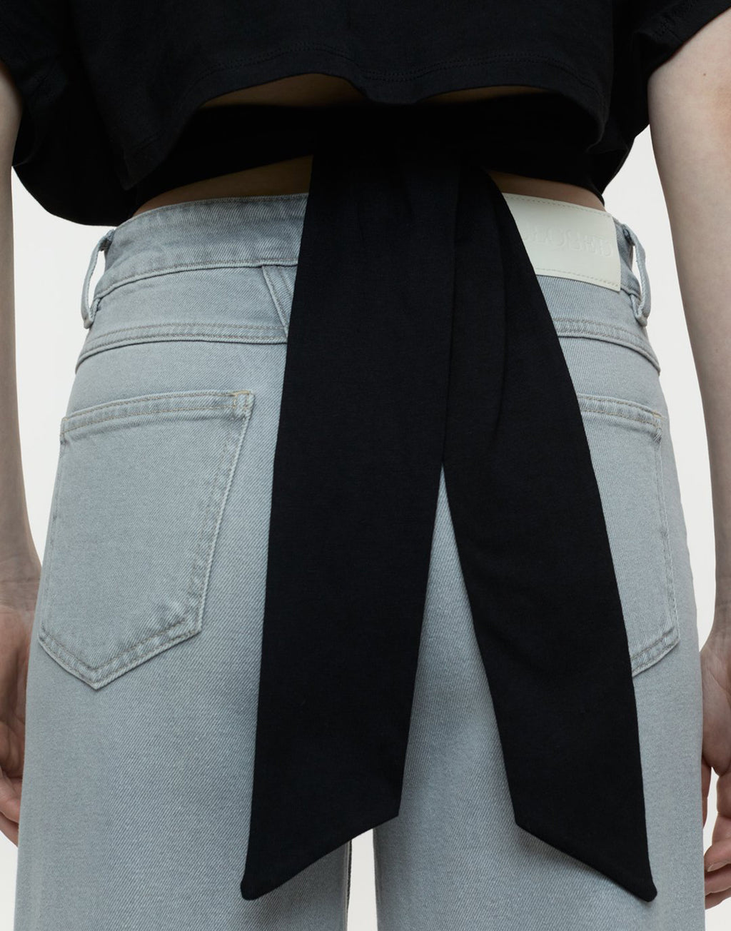 CLOSED Maglia con Fiocco Nera
